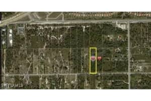 681 24th Avenue, Naples, FL 34120 - MLS#225056183