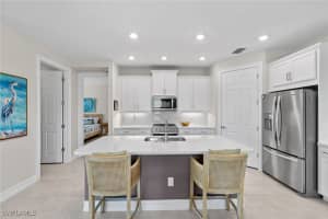 28056 Seasons Tide Avenue, Bonita Springs, FL 34135 - MLS#225056206