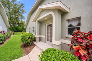 1724 Royal Circle, Naples, FL 34112 - MLS#225056215