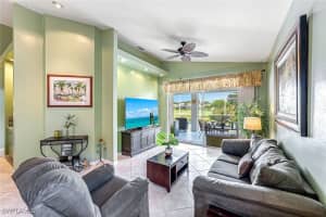 2041 Crestview Way, Naples, FL 34119 - MLS#225056218