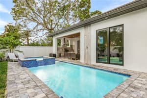 614 105th Avenue, Naples, FL 34108 - MLS#225056293