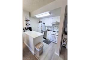 1 Bluebill Avenue, Naples, FL 34108 - MLS#225056312