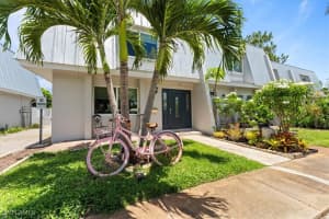 4920 Hawaii Boulevard, Naples, FL 34112 Sold 08/12/25