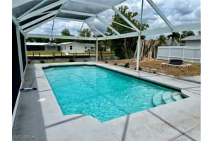 12511 Davis Blvd, Fort Myers