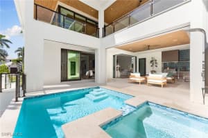 581 14th Avenue, Naples, FL 34102 - MLS#225056392