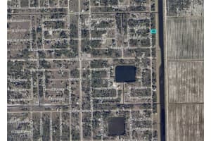 943 Naples Avenue, Lehigh Acres, FL 33974 - MLS#225056427