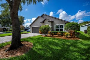 9370 MIDDLE OAK Drive, Fort Myers, FL 33967 - MLS#225056477