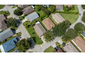 9370 MIDDLE OAK Drive, Fort Myers, FL 33967 - MLS#225056477