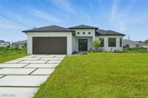472 Rajah St, Lehigh Acres