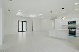 472 Rajah Street, Lehigh Acres, FL 33974 - MLS#225056481