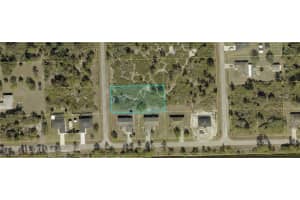802 Lincoln Avenue, Lehigh Acres, FL 33972 - MLS#225056492
