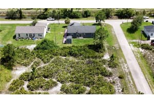 802 Lincoln Avenue, Lehigh Acres, FL 33972 - MLS#225056492
