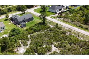 802 Lincoln Avenue, Lehigh Acres, FL 33972 - MLS#225056492