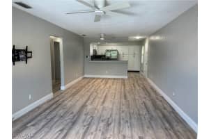 228 Fox Glen Drive, Naples, FL 34104 - MLS#225056514