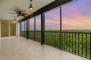 455 Cove Tower Dr 902, Naples