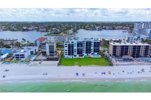 9375 GULF SHORE Drive, Naples, FL 34108 - MLS#225056631