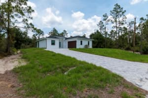 719 Almelia Street, Lehigh Acres, FL 33974 - MLS#225056639