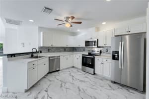 12329 Londonderry Ln, Bonita Springs