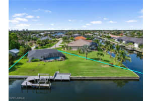 2415 43rd Street, Cape Coral, FL 33914 - MLS#225056663
