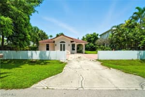 3389 Hibiscus Avenue, Naples, FL 34104 - MLS#225056666