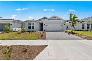 604 Oasis Lake Pl, Lehigh Acres