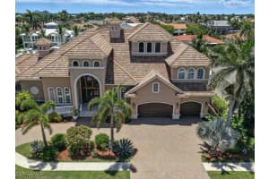 504 Tigertail Ct, Marco Island