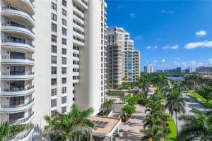 MLS# 225056781, Naples, Florida 34103