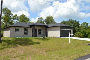 4204 24th Street, Alva, FL 33920 - MLS#225056831