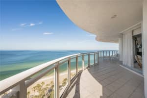 8231 Bay Colony Drive, Naples, FL 34108 - MLS#225056905