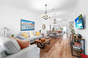 4945 Cougar Ct S 4-202, Naples