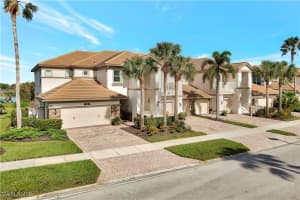 9200 Quartz Ln 2-101, Naples