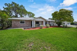 165 4th St, Bonita Springs