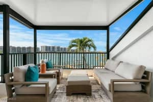 310 La Peninsula Blvd 310, Naples