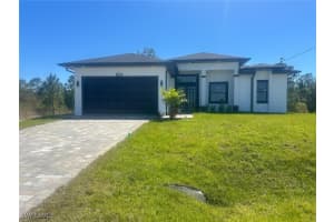 402 Irving Avenue, Lehigh Acres, FL 33972 - MLS#225057031