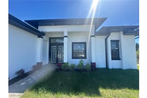 402 Irving Avenue, Lehigh Acres, FL 33972 - MLS#225057031