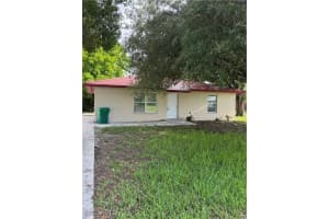 910 Harlem Academy Ave, Clewiston
