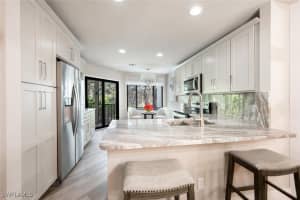27113 Oakwood Lake Drive, Bonita Springs, FL 34134 - MLS#225057072