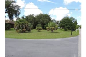 6110 Barkwood Court, Fort Myers, FL 33905 Sold 08/26/25