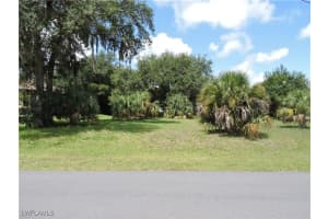 6110 Barkwood Court, Fort Myers, FL 33905 Sold 08/26/25