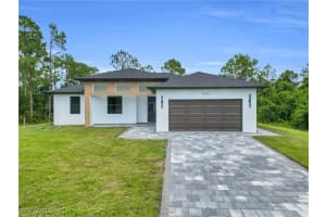 1018 Calvin Avenue, Lehigh Acres, FL 33972 - MLS#225057092