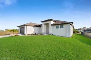 4205 34th Lane, Cape Coral, FL 33993 - MLS#225057101