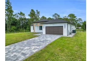 1018 Clayton Avenue, Lehigh Acres, FL 33972 - MLS#225057121