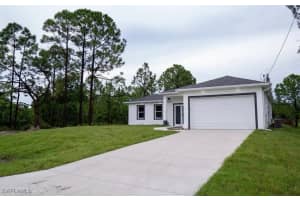 4006 Sw 2nd St, Lehigh Acres