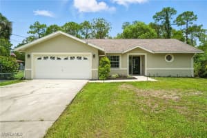2711 4th Street, Naples, FL 34120 Sold 07/28/25