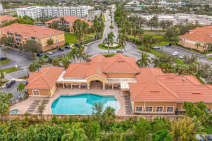 9015 Colby Drive, Fort Myers, FL 33919 Sold 08/25/25