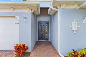 425 Coral Reef Place, Cape Coral, FL 33993 - MLS#225057276