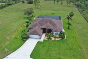 2060 Desoto Boulevard, Naples, FL 34120 Sold 08/28/25