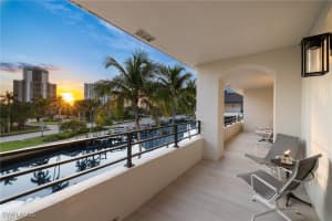 4400 Gulf Shore Boulevard, Naples, FL 34103 - MLS#225057334