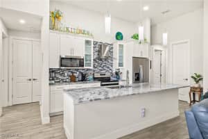 1032 35th Avenue, Cape Coral, FL 33993 - MLS#225057347