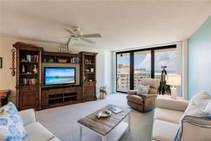 260 Seaview Court, Marco Island, FL 34145 - MLS#225057357